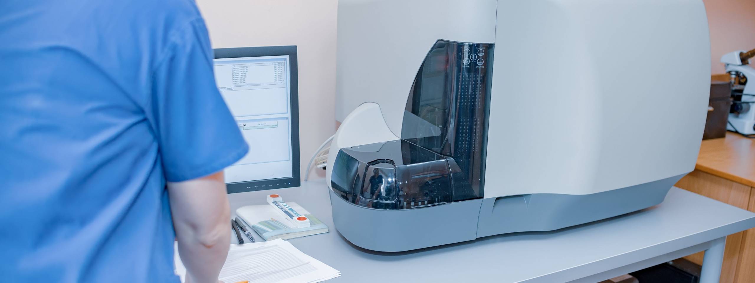 Flow Cytometer, flow cytometry device, protocol